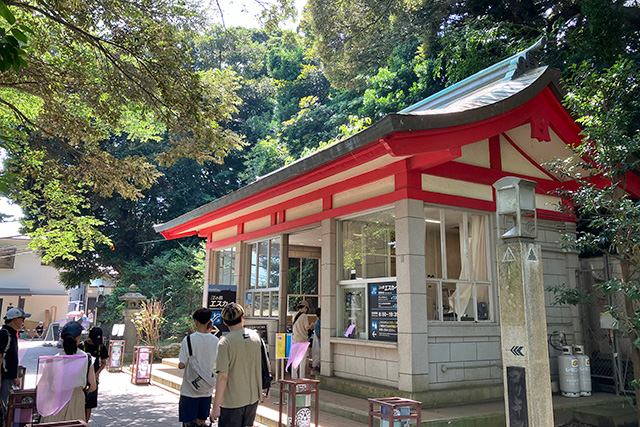 江の島奥津宮へ行くエスカー（3区）乗り場