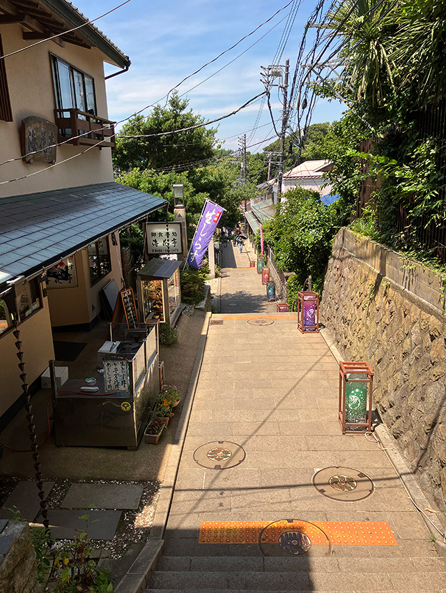 江島神社 奥津宮へ