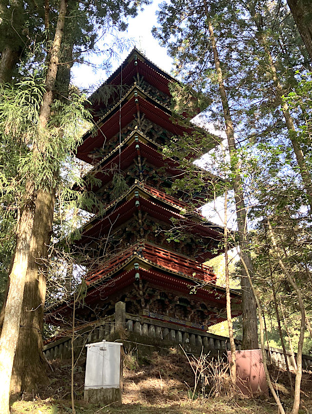 下新道からの五重塔