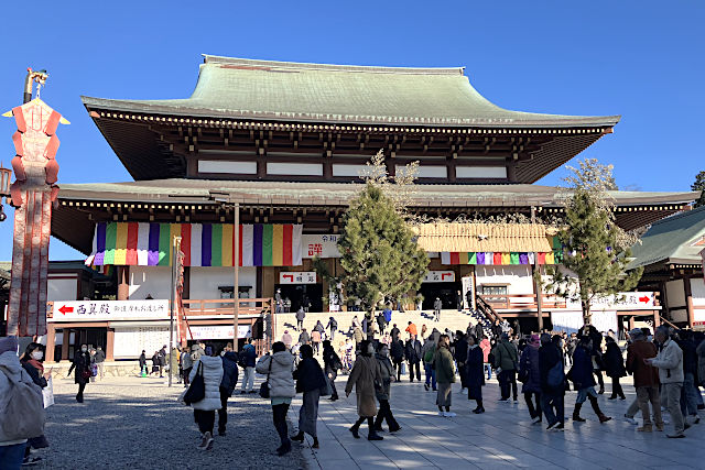 成田山新勝寺・大本堂