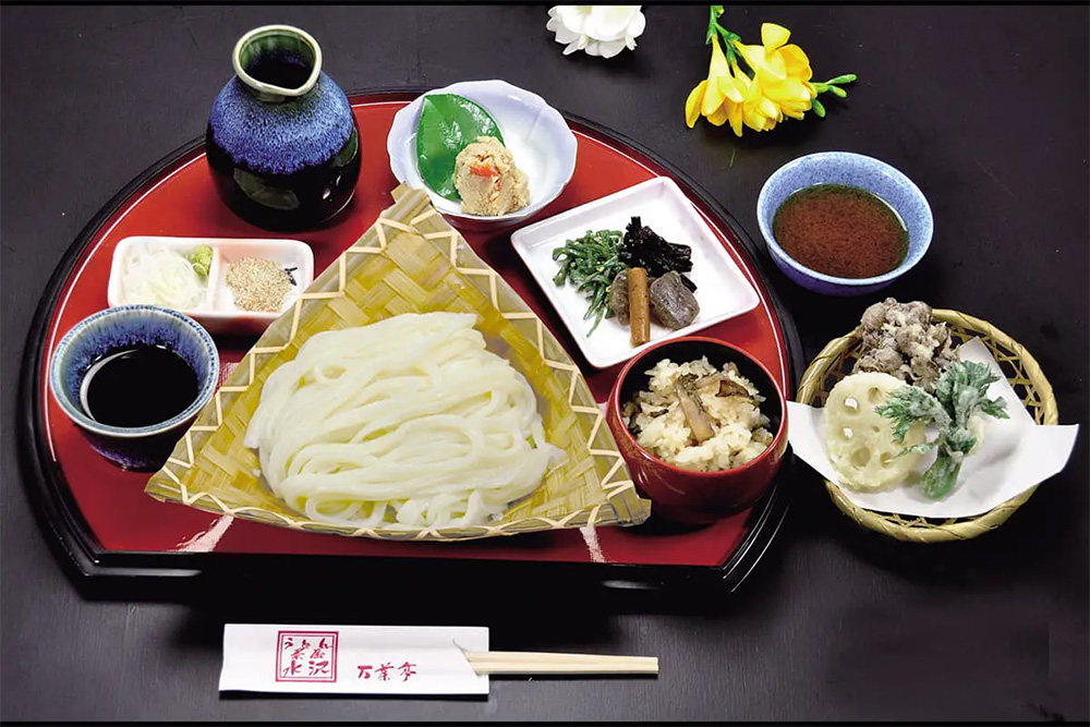 水沢うどんのご昼食