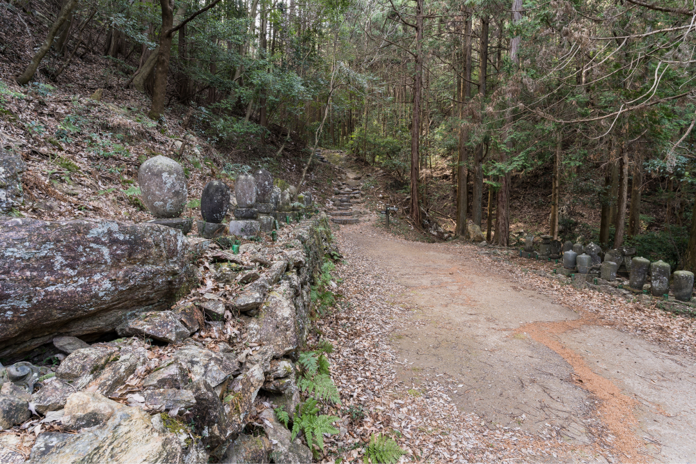 北関東のパワースポット！足利織姫神社から両崖山へ・関東の高野山「浄因寺」トレッキングの魅力