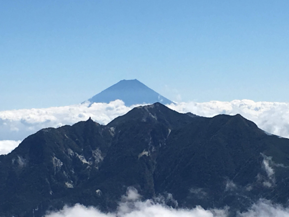 甲斐駒ヶ岳～花崗岩におおわれた甲斐の盟主～のおすすめポイント