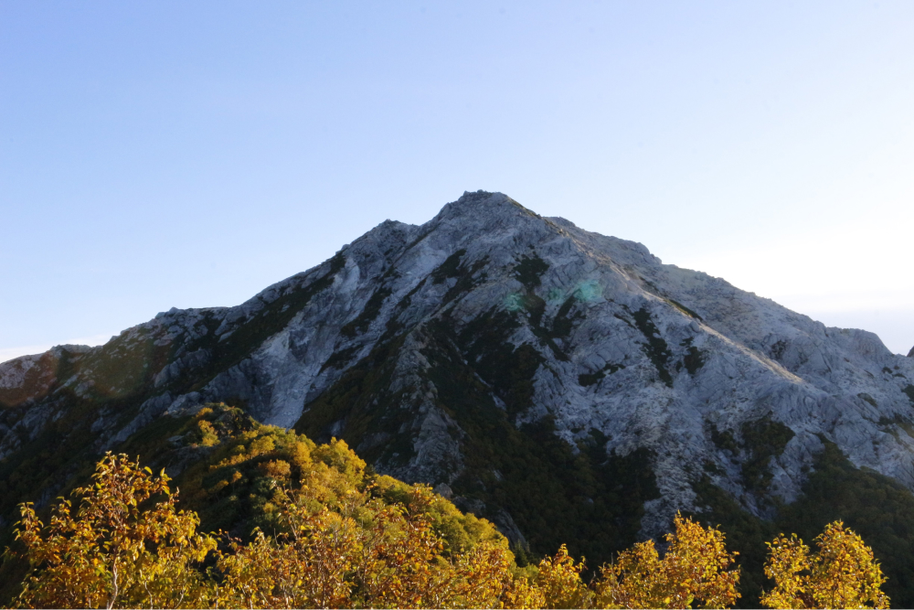 甲斐駒ヶ岳～花崗岩におおわれた甲斐の盟主～の魅力