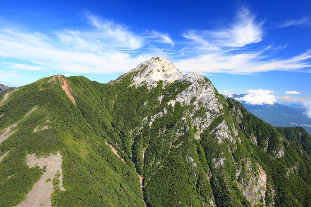 甲斐駒ヶ岳～花崗岩におおわれた甲斐の盟主～